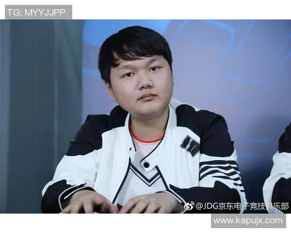 电竞比分分析和平精英评论JDG战队防守策略的优缺点探讨