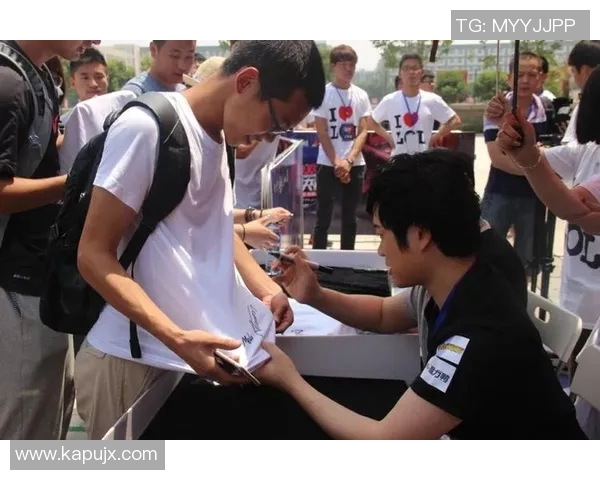 电竞数据高校联赛中EDG展现灵活战术的精彩表现与战术调整分析