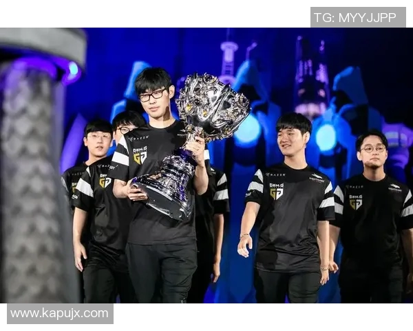 深入解析RNG战队在英雄联盟中的技术策略与战术演变实时新闻 深入解析RNG战队在英雄联盟中的技术策略与战术演变实时新闻